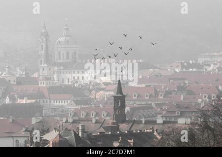 Belle vue sur les flèches de la ville de Prague, capitale de la République tchèque. Banque D'Images