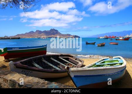 Au bord de l'eau à Mindelo, Sao Vicente, Cap-Vert Banque D'Images