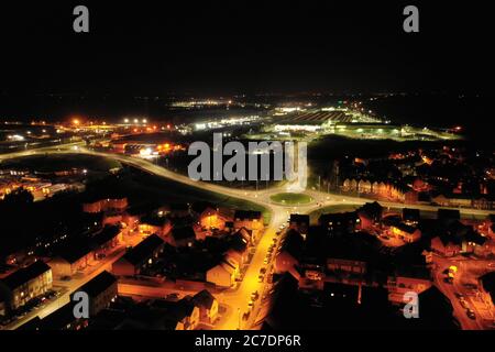 Vue nocturne de Kingsdown Bridgwater Somerset England la nuit. Banque D'Images