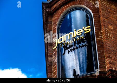 Panneau pour Jamie's restaurant italien près de Piccadilly Circus, Londres, Royaume-Uni Banque D'Images