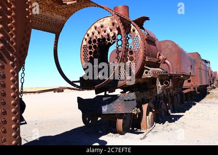 Cimetière de trains à Salar de Uyuni Banque D'Images