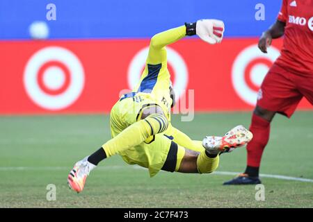 Orlando Floride, États-Unis. 16 juillet 2020. Impact de Montréal Goalie Diop, Clément #23 manque le ballon pendant le tournoi MLS is Back à ESPN Wild World of Sports à Orlando Florida le jeudi 16 juillet 2020. Crédit photo: Marty Jean-Louis crédit: Marty Jean-Louis/Alamy Live News Banque D'Images