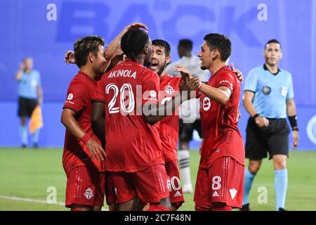 Orlando Floride, États-Unis. 16 juillet 2020. Les joueurs du FC de Toronto célèbrent le but lors du tournoi MLS is Back à ESPN Wild World of Sports à Orlando, en Floride, le jeudi 16 juillet 2020. Crédit photo: Marty Jean-Louis crédit: Marty Jean-Louis/Alamy Live News Banque D'Images