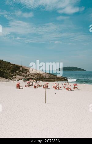 RIO DE JANEIRO, BRÉSIL - 08 janvier 2020 : paysage de la plage de Rio de Janeiro Banque D'Images