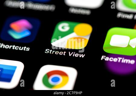 Google Street View, icônes d'application sur un écran de téléphone mobile, iPhone, smartphone, gros plan Banque D'Images