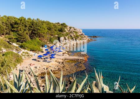 Anthony Quinn Bay, plage isolée sur l'île de Rhodes. Grèce Banque D'Images