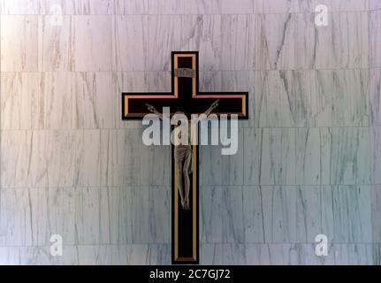 Église Saint-Mary des Émirats arabes Unis de Dubaï Crucifix Banque D'Images