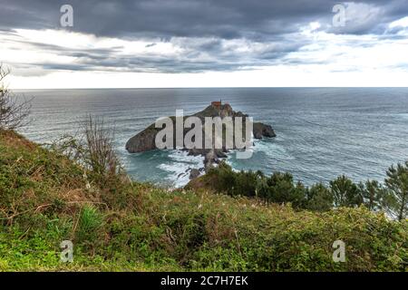 Europe, Espagne, pays Basque, Vizcaya, Golfe de Gascogne, Costa Vasca, vue sur Gaztelugatxe Banque D'Images