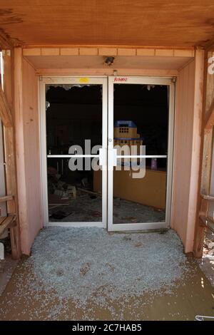 Les brises dans les portes d'entrée aux ruines de Meteor City Trading Post, Arizona, Amérique, USA - 2015 Banque D'Images