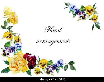 Pansy et roses aquarelle guirlande d'angle courbée avec des feuilles et des fleurs en fleur bleu, jaune et rouge foncé Banque D'Images
