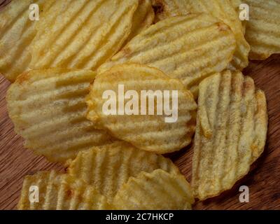 Frites bouclés, exemple de nourriture à haute vitesse et de nourriture à haute vitesse Banque D'Images