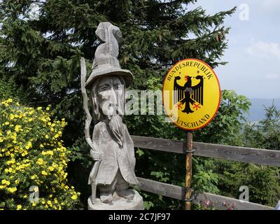Frontière à l'Osserschutzhaus sur la Grande Osser, Bavarois forêt, Bavière, Allemagne Banque D'Images