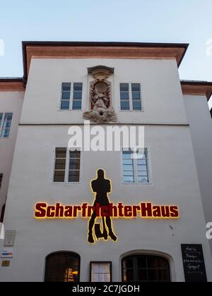 Maison du bourreau au crépuscule, Altstadt, Passau, Bavière, Allemagne Banque D'Images