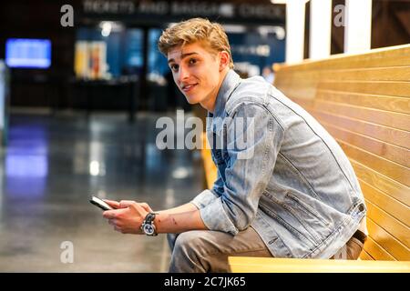 Enregistrement de musique Centricity Coby James photo promotionnelle. Coby James Martin est un artiste américain de musique chrétienne de Caroline du Nord. . Banque D'Images