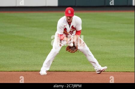 St. Louis, États-Unis. 17 juillet 2020. Le shortstop des Cardinals de Saint Louis Paul DeJong fait un match de baseball lors d'un match inter-équipes au stade Busch de Saint Louis le vendredi 17 juillet 2020. Photo de Bill Greenblatt/UPI crédit: UPI/Alay Live News Banque D'Images