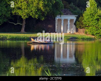 Parc Wörlitzer, Kahn, Garden Kingdom of Dessau-Wörlitz, patrimoine mondial de l'UNESCO, Saxe-Anhalt, Allemagne Banque D'Images