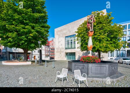 Nouvelle synagogue, Ulmer Weinhof, Fontaine Christopherus, Vieille ville, Ulm, Bade-Wurtemberg, Allemagne Banque D'Images