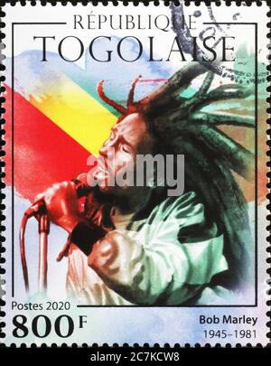 Bob Marley en concert sur timbre du Togo Banque D'Images