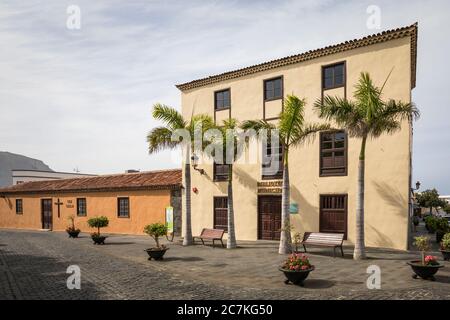 Musée Sala El Granero et bibliothèque de la Plaza de los Remedios, Buenavista del Norte, Tenerife, Iles Canaries, Espagne Banque D'Images