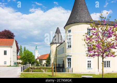 Wieselburg-Land, Château de Schloss Weinzierl, aujourd'hui Francisco Josephinum a Höhere Bundeslehr- und Forschungsanstalt für Landwirtschaft, Landtechnik und Lebensmittel- und Biotechnie. (Institut fédéral supérieur d'enseignement et de recherche pour l'agriculture, le génie agricole et l'alimentation et la biotechnologie), région de Mostviertel, Niederösterreich / Basse-Autriche, Autriche Banque D'Images