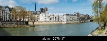 Vue panoramique sur l'île de la Cité, y compris la cathédrale notre-Dame de Paris, France. Banque D'Images