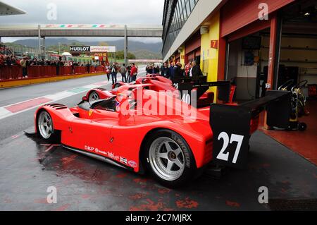 MUGELLO, IT, novembre 2013 : Ferrari 333SP au circuit Mugello pendant Finali Mondiali Ferrari 2013 à Mugello, italie. Banque D'Images