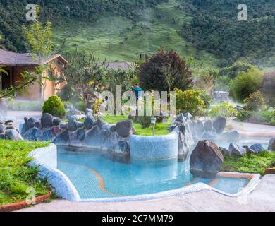 Termas de Papallacta Resort en Equateur. Célèbre pour les sources chaudes provenant de sources volcaniques. Banque D'Images