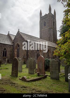 L'église paroissiale de Saint Pierre et Saint Paul, Holsworthy, Devon, Royaume-Uni. Banque D'Images