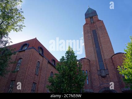 L'église Saint-Paul, nommée Tartu Pauluse kirik, est une église du XXe siècle de l'église évangélique luthérienne estonienne située à Tartu, en Estonie Banque D'Images