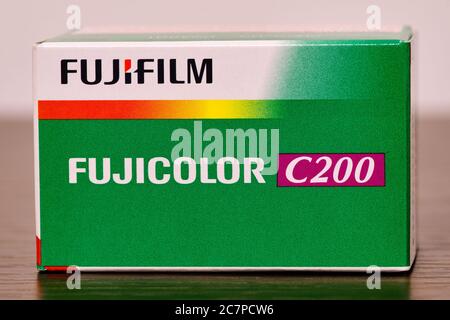 Tokyo / Japon - 1er janvier 2020 : gros plan d'un paquet de film négatif couleur Fujifilm Fujifilm C200 Banque D'Images