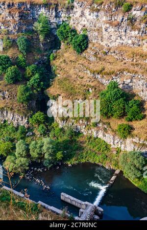 Rivière dzoraguet Lori Berd canyon paysage panorama Stepanavan monument de Lorri Arménie Europe de l'Est Banque D'Images