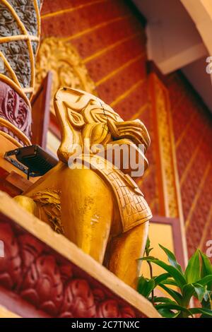 Décoration intérieure de Wat Chantaransay ou Pagode de Candaransi - pagode khmère 2020 à Ho Chi Minh ville (Saigon), Vietnam Banque D'Images