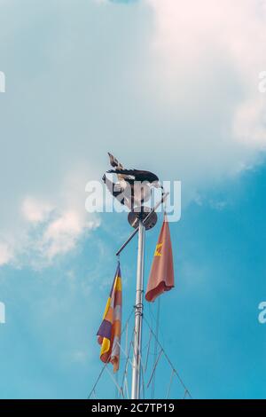 Décorations de drapeaux à l'intérieur de Wat Chantaransay ou Pagode de Candaransi - pagode khmère 2020 à Ho Chi Minh ville (Saigon), Vietnam Banque D'Images