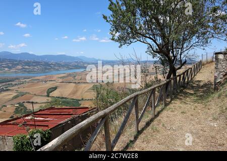 Cairano - Scorcio panoramico dal sentiero Banque D'Images