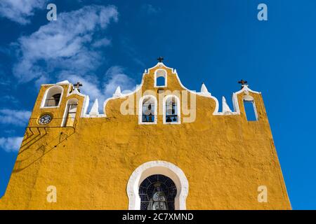 Le couvent de San Antonio ou Saint Anthony de Padoue fut fondé en 1549 et complété en 1562. Il a été construit sur la base d'une grande pyramide maya. Banque D'Images