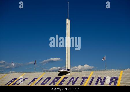 Florence, Italie - 19 juillet, 2020: Vue générale montre stadio Artemio Franchi vide avant la série UN match de football entre ACF Fiorentina et Torino FC. Le football italien reprend derrière des portes fermées après l'apparition du coronavirus COVID-19. ACF Fiorentina a remporté 2-0 victoires sur le FC de Turin. Crédit: Nicolò Campo/Alay Live News Banque D'Images