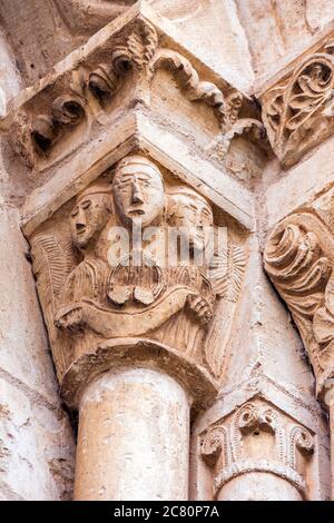 Capitel de un ventual de la Iglesia de la Natividad de Nuestra Señora (Añua). Elburgo. Álava. País Vasco. Espagne Banque D'Images