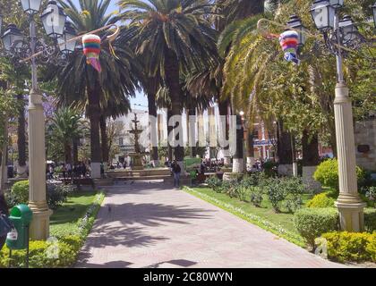 Place principale à la ville de Tarija, Bolivie Banque D'Images