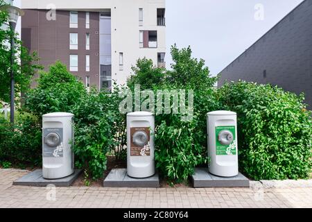 Espoo, Finlande - 29 juin 2020 : systèmes automatisés de collecte des déchets EVAC en Finlande. Banque D'Images