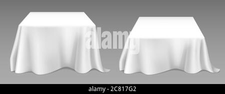 Nappe blanche sur les tables carrées. Maquette réaliste Vector d'un bureau vide avec linge blanc et rideaux pour le restaurant de banquet, les fêtes ou le dîner. Modèle avec housse en tissu Illustration de Vecteur