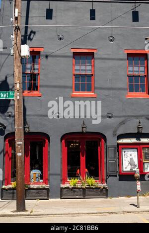 Le marché historique de Charleston City. En tant que l'un des plus anciens marchés publics du pays, les visiteurs trouvent plus de 300 entrepreneurs. Banque D'Images