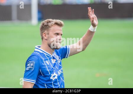 Poznan, Pologne. 19 juillet 2020. Christian Gytkjaer de Lech Poznan vagues après le match PKO polonais Ekstraklasa entre Lech Poznan et Jagiellonia Bialystok au stade municipal de Poznan.score final; Lech Poznan 4:0 Jagiellonia Bialystok. Crédit : SOPA Images Limited/Alamy Live News Banque D'Images