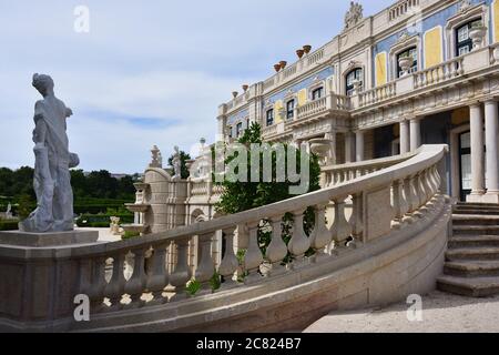 La façade de l'aile Robillon au Palais national de Queluz, Lisbonne, Portugal Banque D'Images