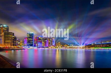 Spectacle de lumière du port de Sydney pendant Vivid Sydney 2017 Banque D'Images