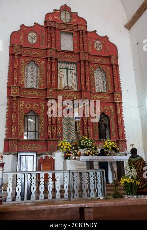 L'église coloniale de San Mateo a été achevée en 1779 sous la direction des Frères franciscains dans la ville de Santa Elena, Yucatan, Mexique. Banque D'Images