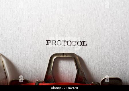 Mot de protocole écrit avec une machine à écrire. Banque D'Images