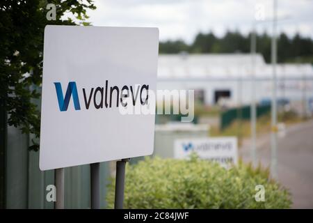 Livingston, Écosse, Royaume-Uni. 21 juillet 2020. Photo : l'usine de la société pharmaceutique Valneva, située à Livingston, en Écosse, développe un vaccin inactivé contre le virus et le gouvernement devrait contribuer au coût des essais cliniques. Des financements sont également en cours de négociation pour étendre le site écossais afin de permettre la production de jusqu'à 100 millions de doses pour le Royaume-Uni et le monde entier. Crédit : Colin Fisher/Alay Live News Banque D'Images