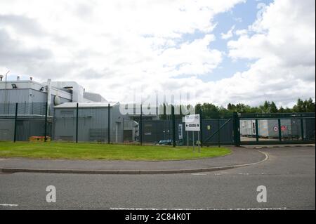 Livingston, Écosse, Royaume-Uni. 21 juillet 2020. Photo : l'usine de la société pharmaceutique Valneva, située à Livingston, en Écosse, développe un vaccin inactivé contre le virus et le gouvernement devrait contribuer au coût des essais cliniques. Des financements sont également en cours de négociation pour étendre le site écossais afin de permettre la production de jusqu'à 100 millions de doses pour le Royaume-Uni et le monde entier. Crédit : Colin Fisher/Alay Live News Banque D'Images