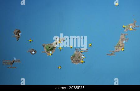 Trafic aérien sur les îles Canaries, Espagne (21 juillet 2020, UTC 12.18), sur Internet avec le site Flightracar 24, pendant la pandémie du coronavirus Banque D'Images