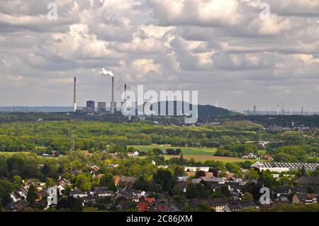 Vue sur l'industrie dans la ville de Bottrop, Allemagne. Banque D'Images